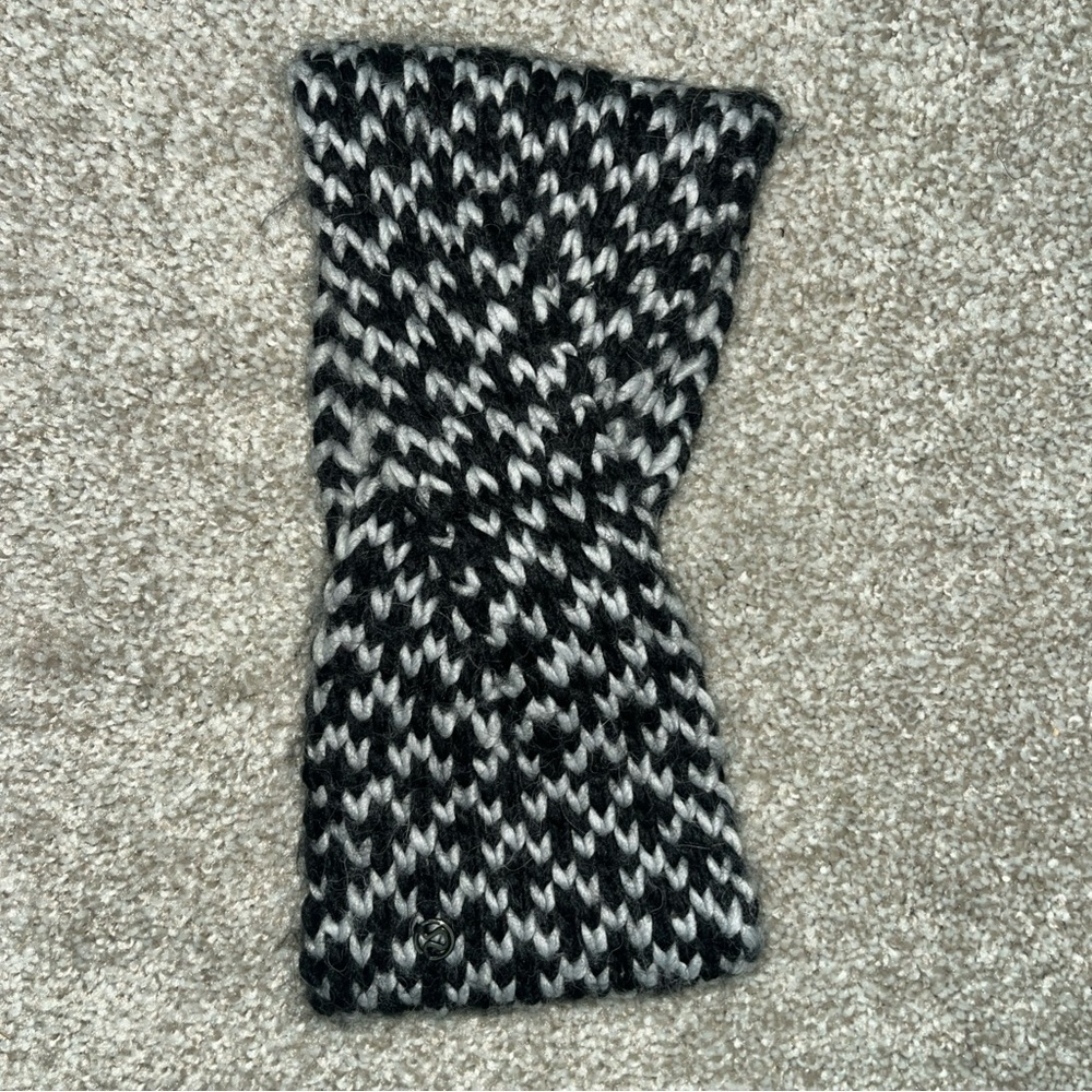 Lululemon head warmer O/S black/grey